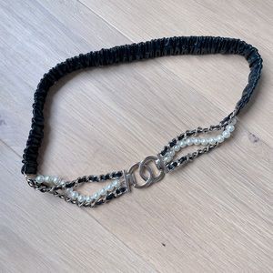 CHANEL WOMEN 21S PEARL BELT-S EXCELLENT CONDITION